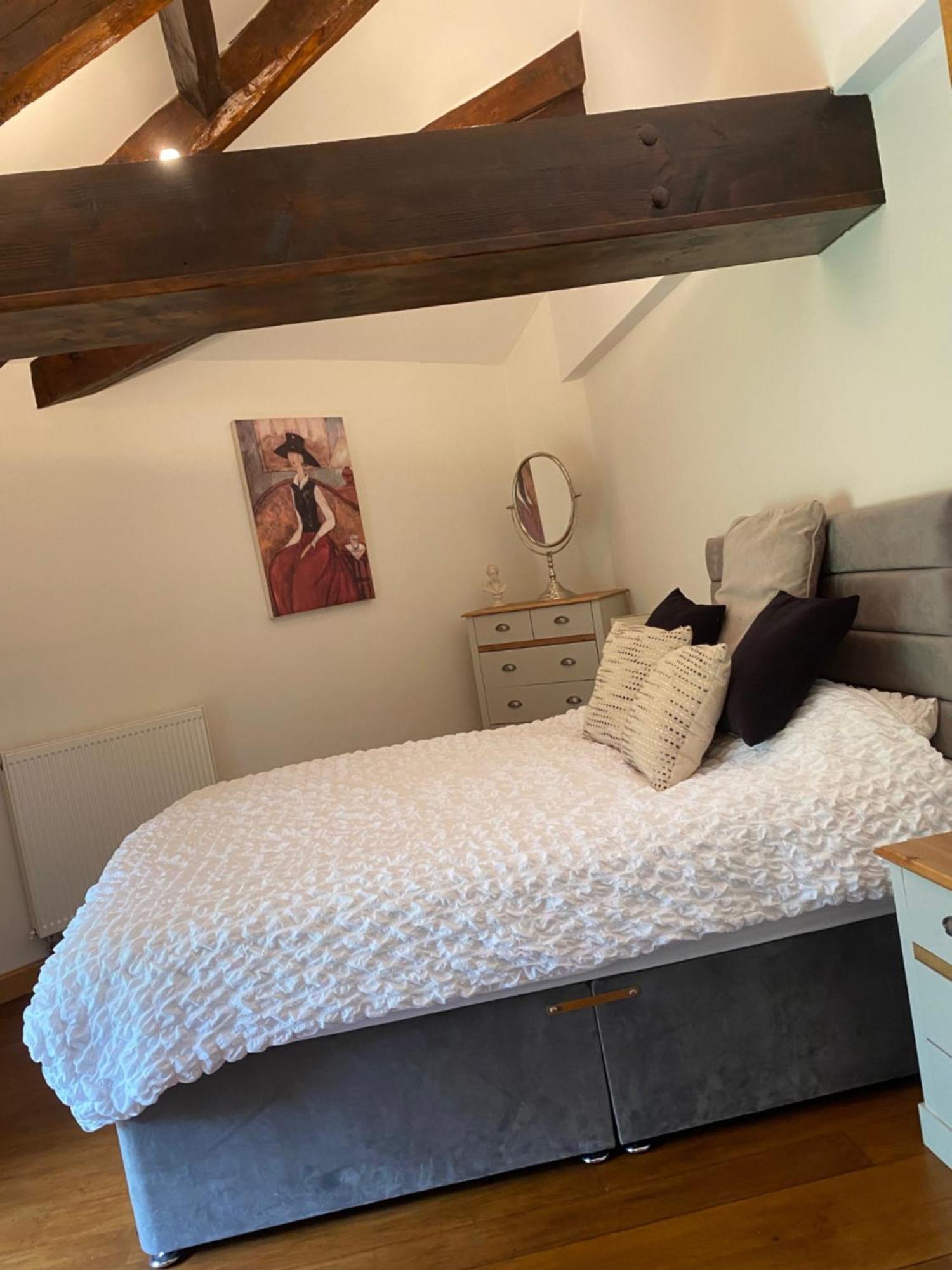 Moulin Du Fontcourt Bed & Breakfast Chasseneuil-sur-Bonnieure Bagian luar foto